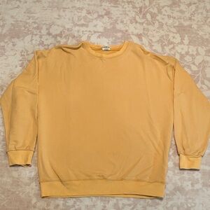 Tilly’s Yellow Crewneck